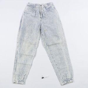 90s Womens 4 Tapered Leg Striped Acid Wash Jeans